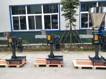 Bộ cấp liệu quay bên rung cho máy đùn trục vít đôi Công nghiệp hóa dầu