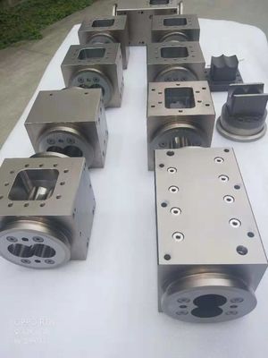 Berstoff ZE 82 thùng vít máy ép