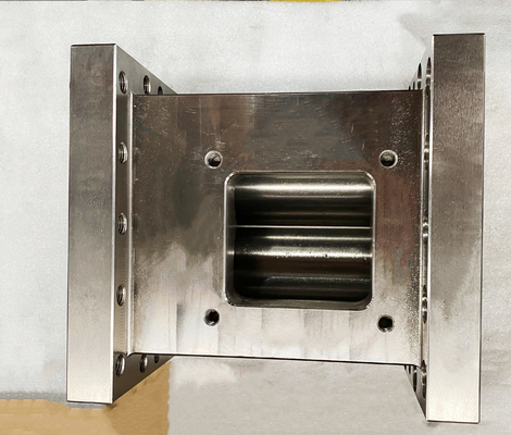 Phân khúc máy móc nhựa Hợp kim lưỡng kim Tấm PE PP PVC Thùng vật nuôi Thành phần