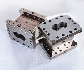 Phân khúc máy móc nhựa Hợp kim lưỡng kim Tấm PE PP PVC Thùng vật nuôi Thành phần