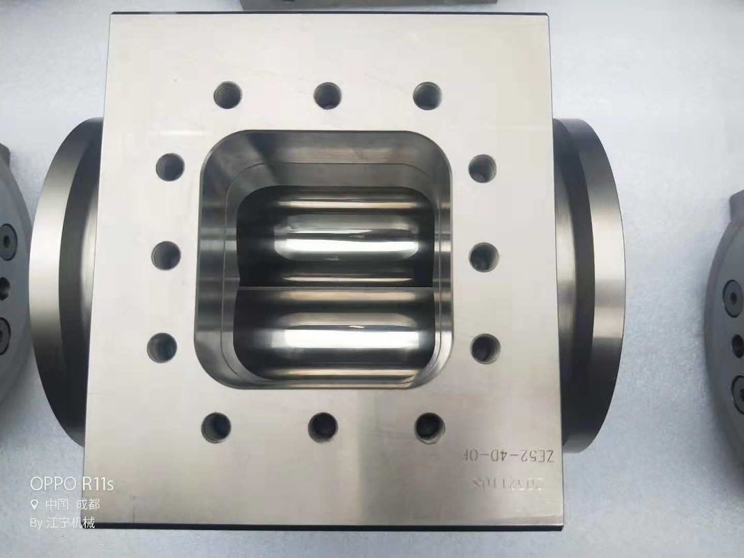 Berstoff ZE 82 thùng vít máy ép